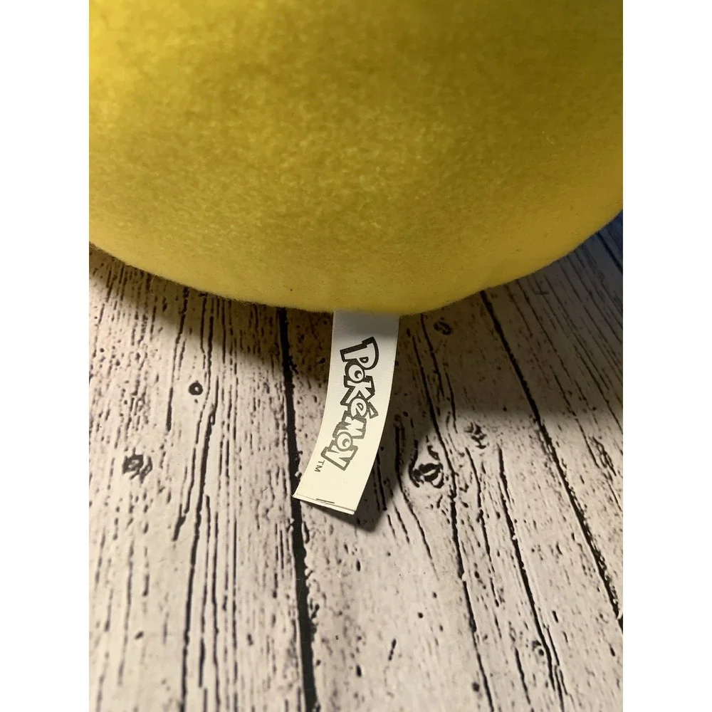 Pokemon Pikachu Jumbo Soft 16